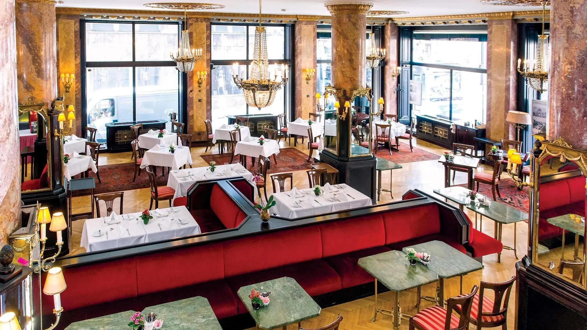 ****  Danubius Hotel Astoria City Center Budapest Hungary