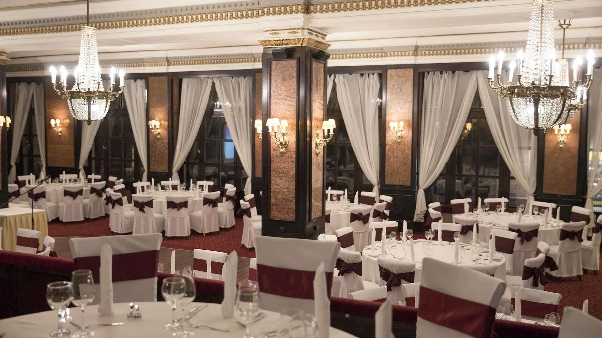 ****  Danubius Hotel Astoria City Center Budapest Hungary
