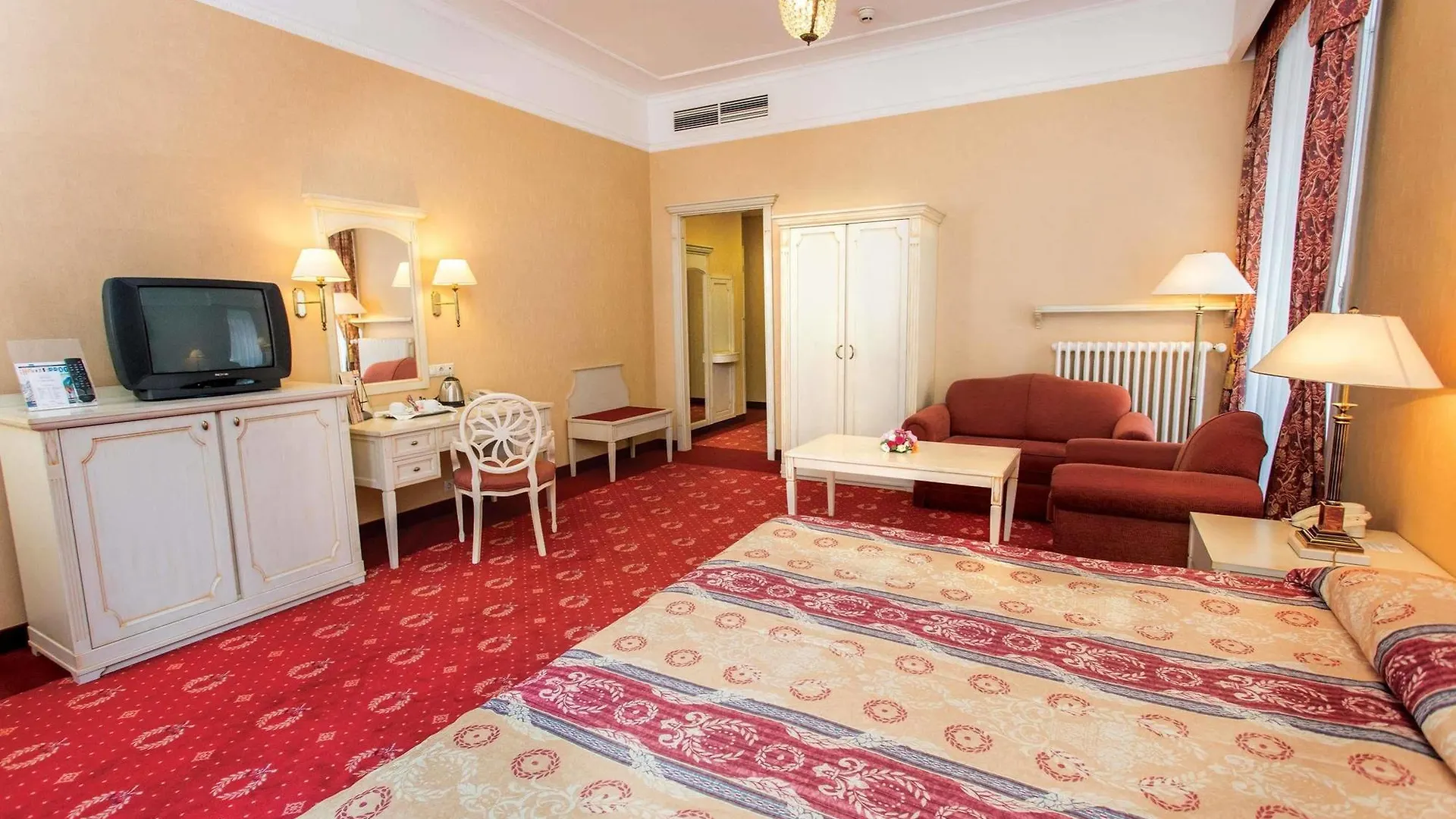 Danubius Hotel Astoria City Center Budapest 4*,  Magyarország