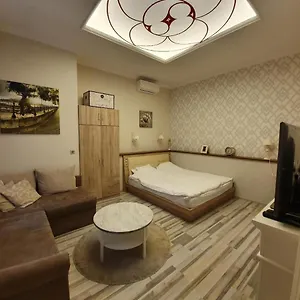 In Ii. Будапешт