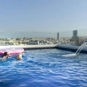 Cast , Gzira Μάλτα
