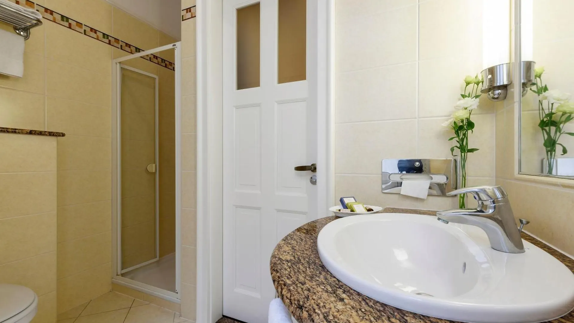 Danubius Hotel Astoria City Center Budapest 4*,