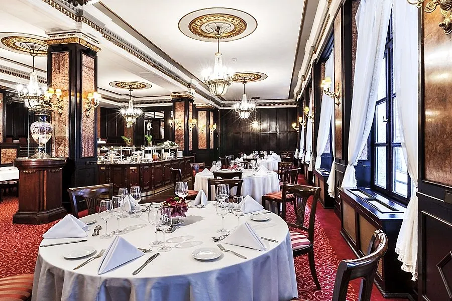Danubius Hotel Astoria City Center Budapest 4*,  Hungary