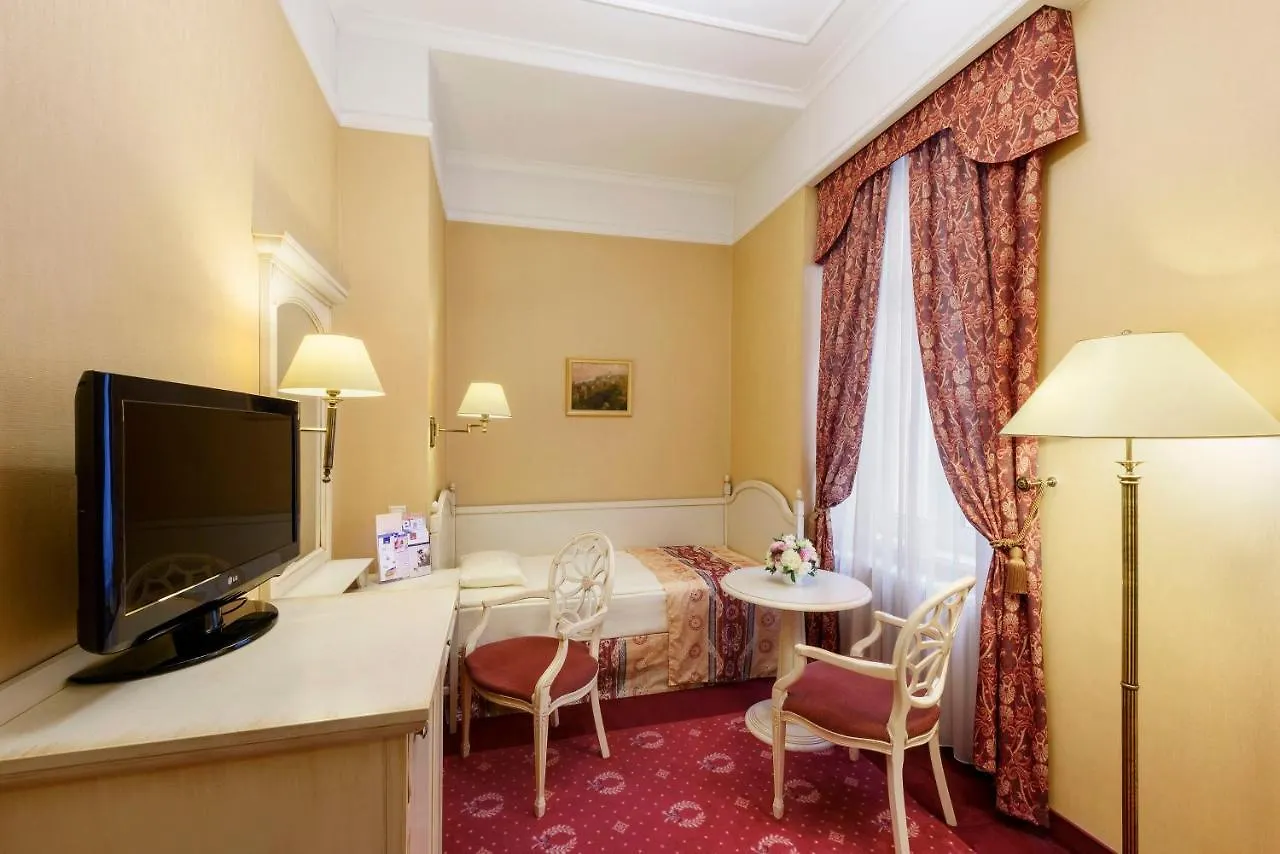 Danubius Hotel Astoria City Center Budapest Hungary
